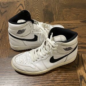 Air Jordan ones, Black and White